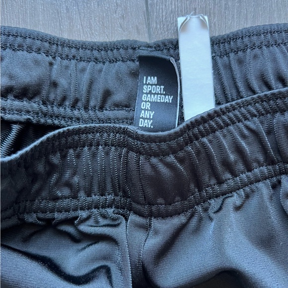 Adidas classic track pants - Picture 2 of 4